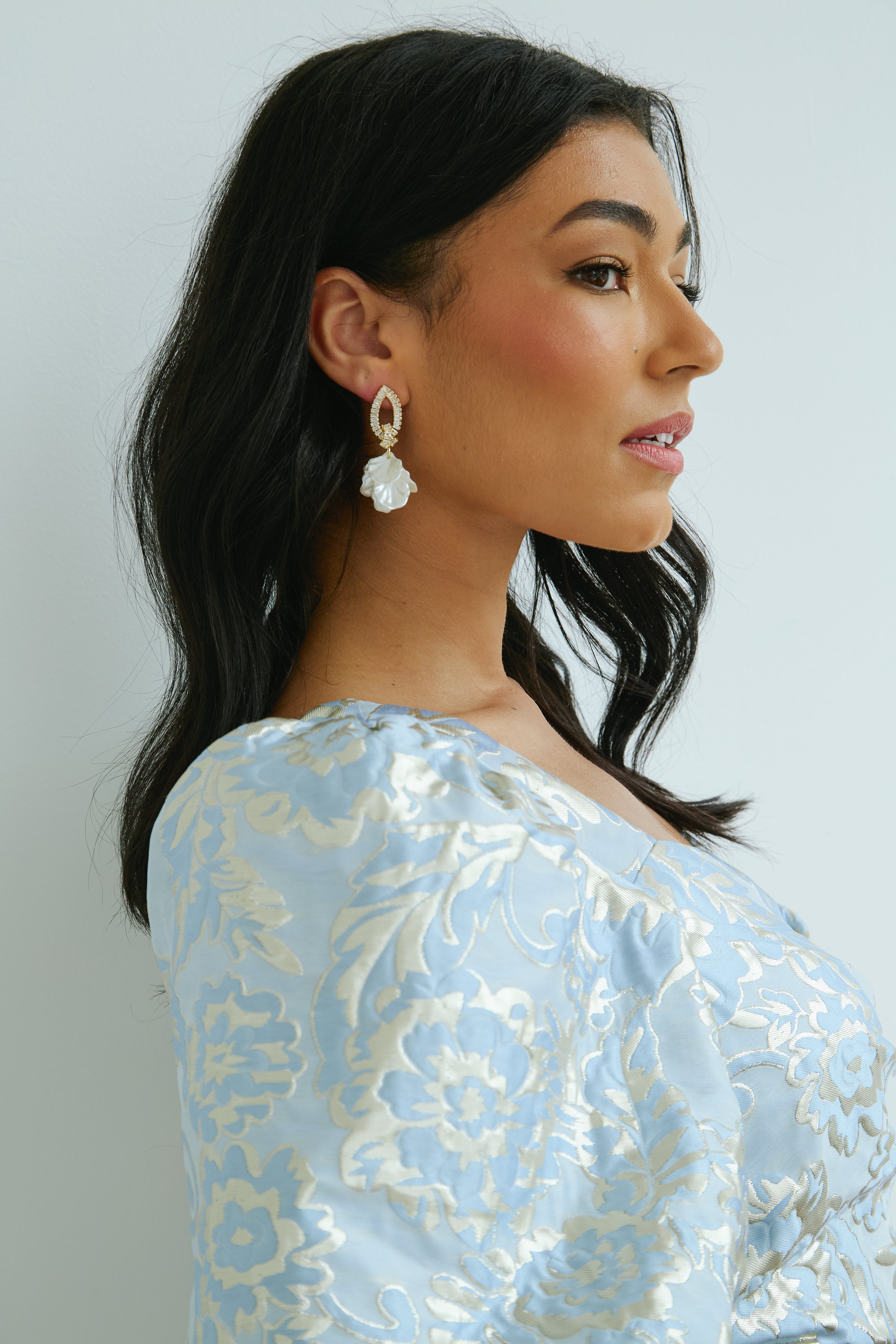 LEILANI PEARL FLOWER EARRINGS