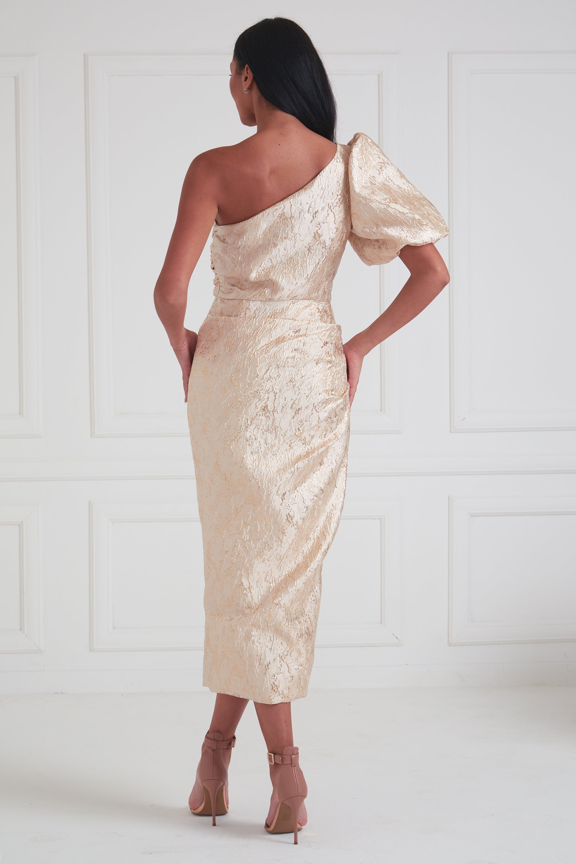 DIANA METALLIC 1 SHOULDER RUCHE MIDI - GOLD