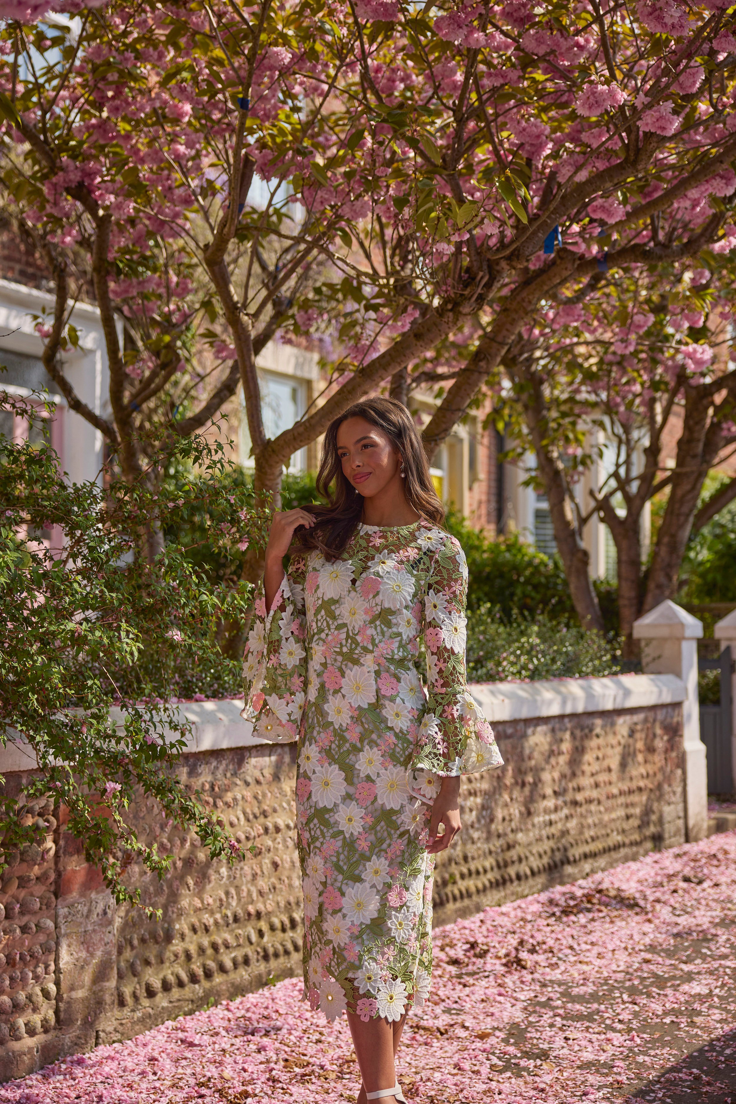 ROSALINE LACE FLUTED SLEEVE MIDI DRESS - PINK
