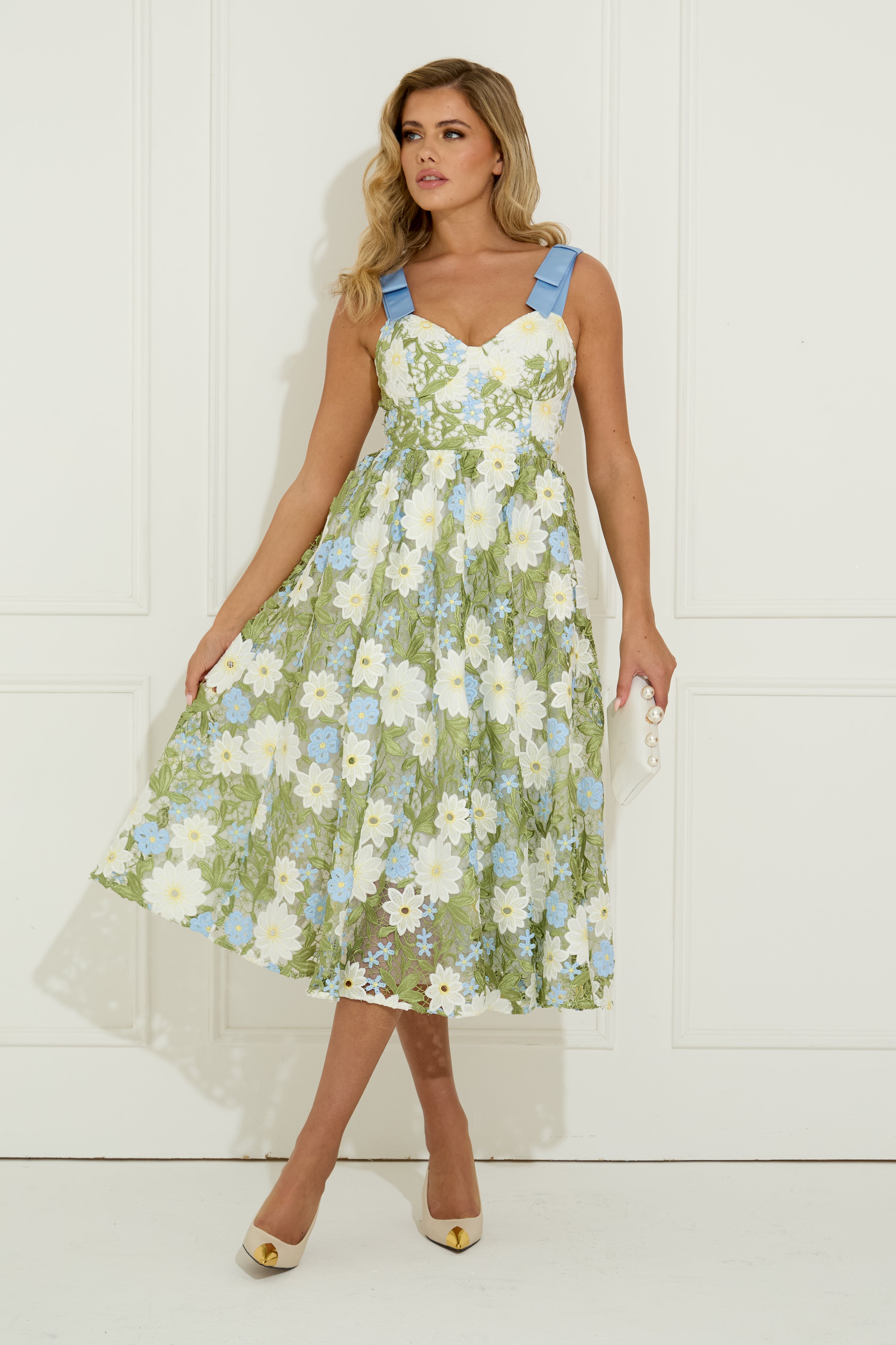 Lace Dress – 8thsign