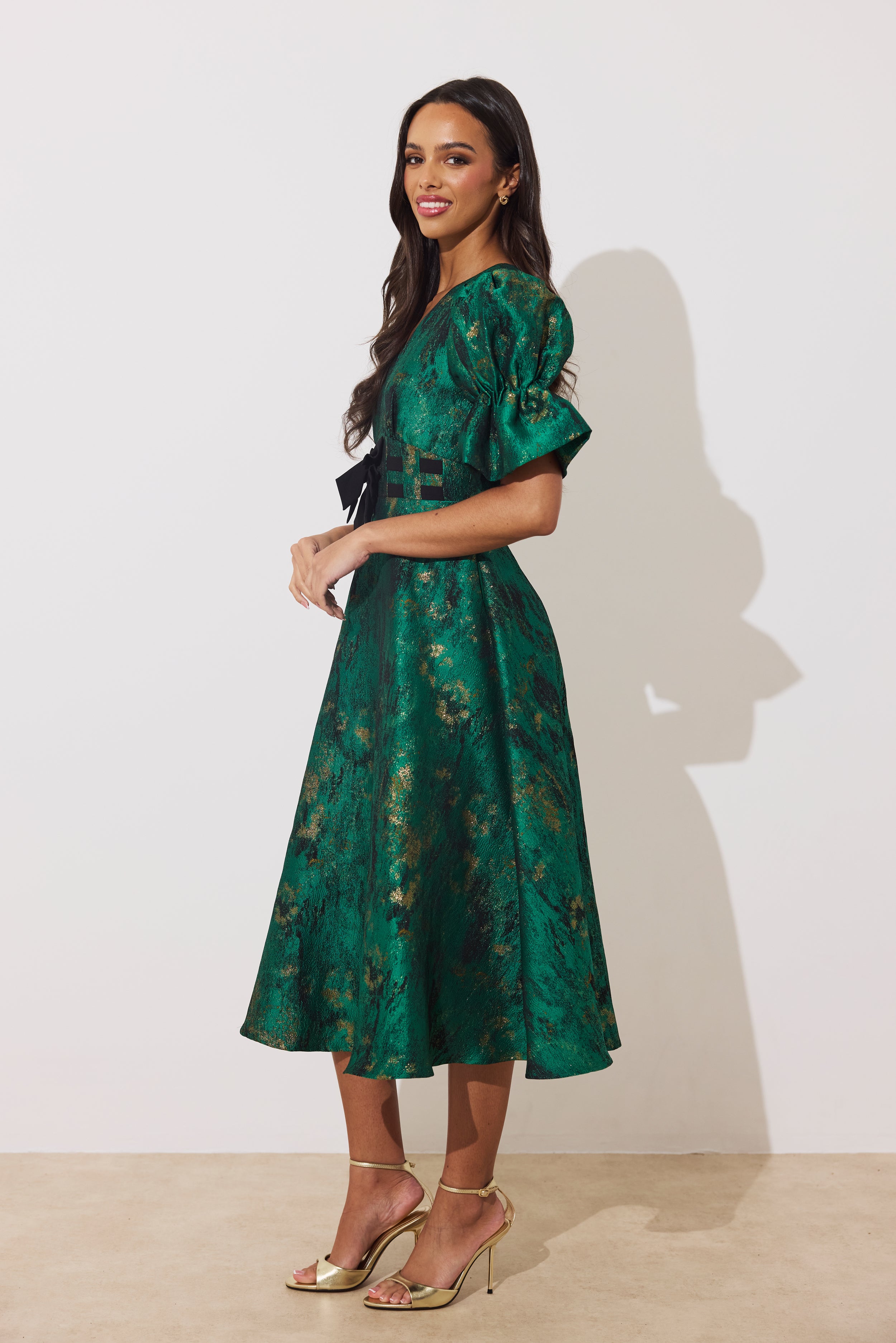 CALLIE METALLIC BOW FULL SKIRT MIDI DRESS - EMERALD GREEN