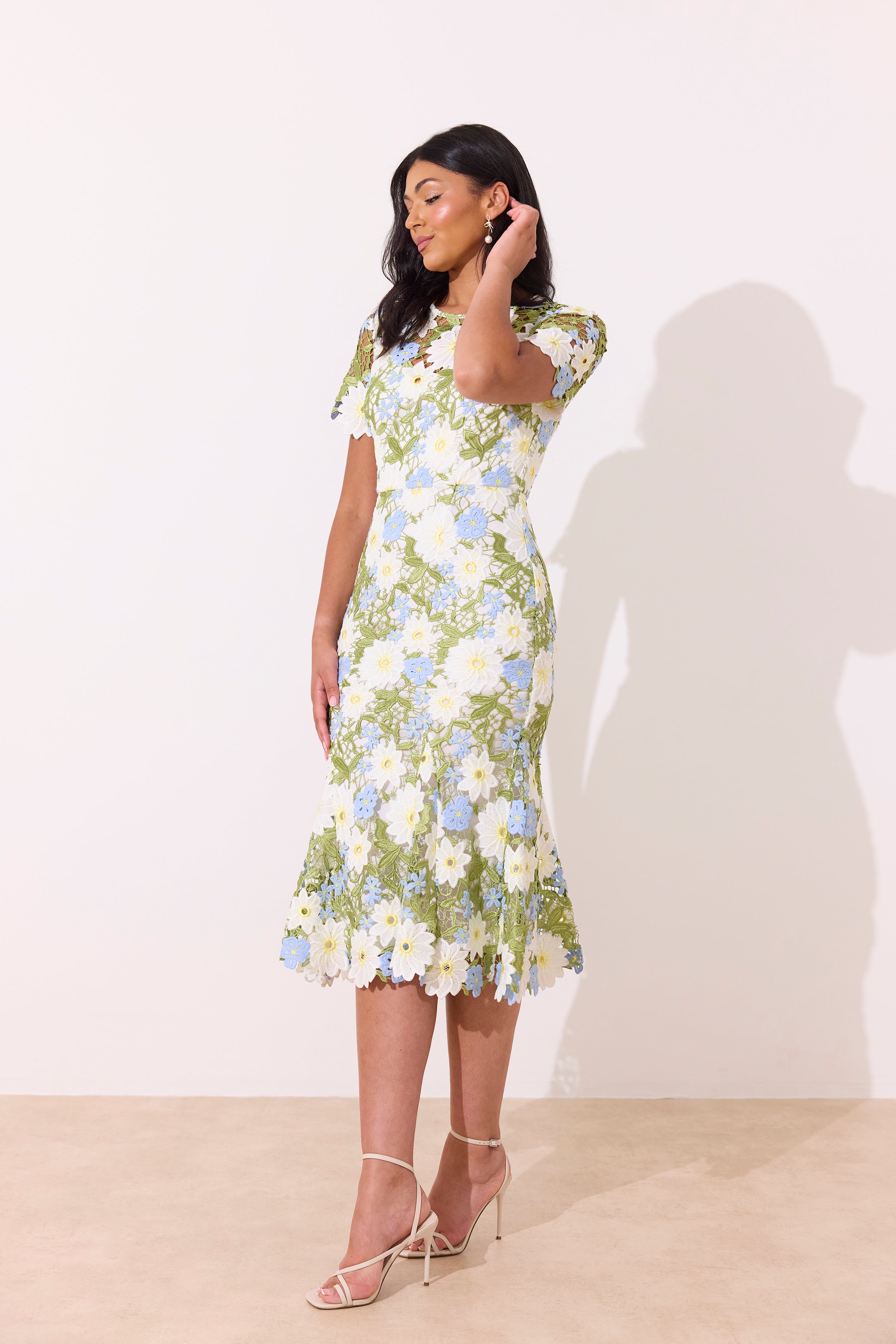 HELENA LACE FISHTAIL SWEETHEART MIDI - BLUE