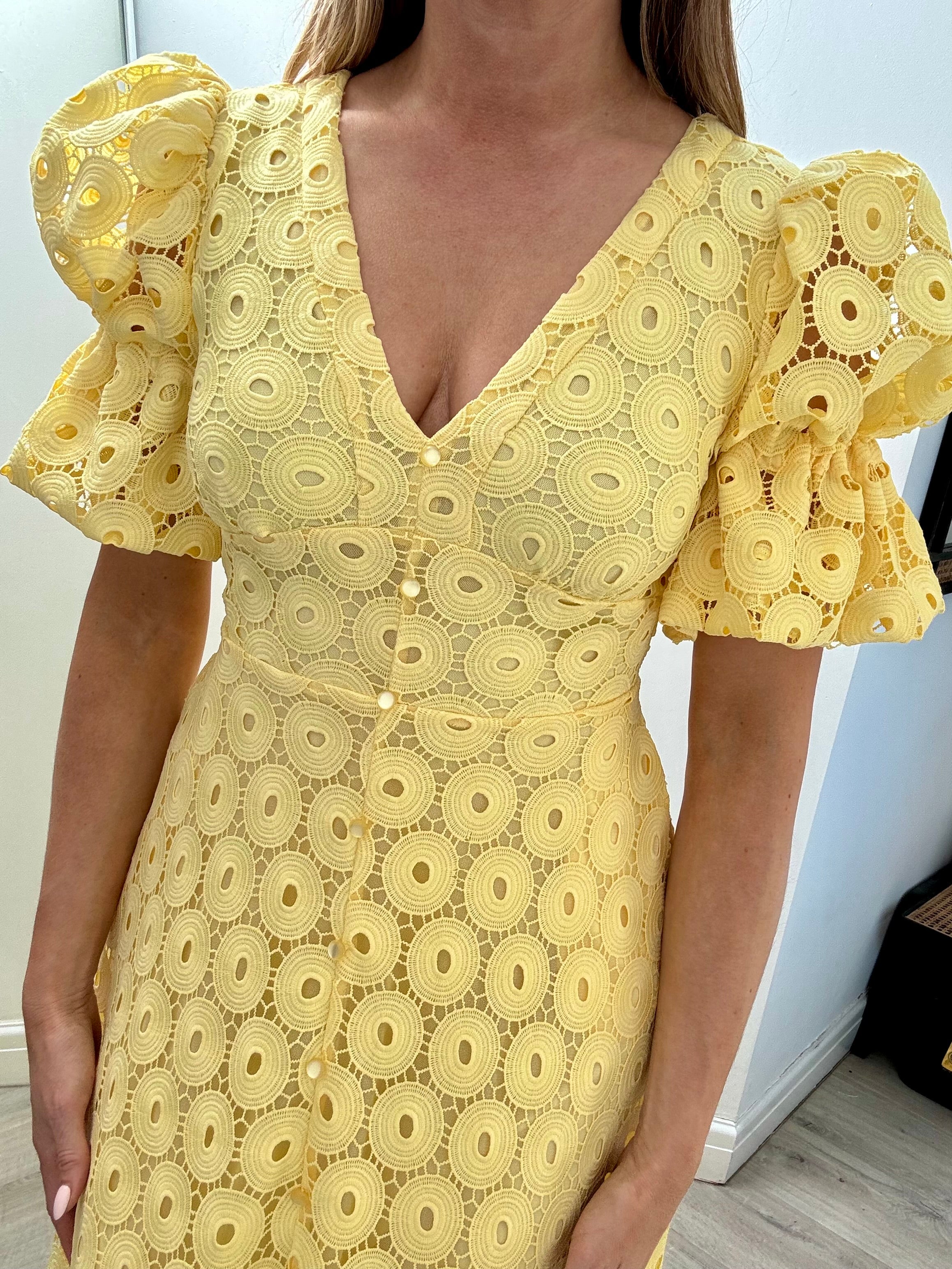 CALLIE LACE PUFF SLEEVE MIDI DRESS WTH BOW BACK - LEMON YELLOW